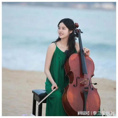 娱乐圈最新小八卦爆料,明星恋情曝光，幕后真相令人震惊！